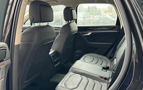 Volkswagen Touareg III, 2019 год, 4 995 000 рублей, 20 фотография