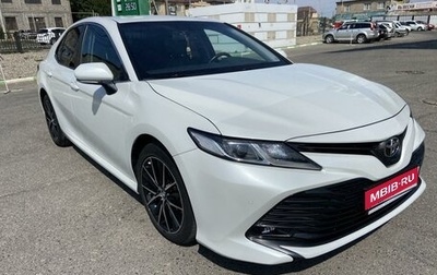 Toyota Camry, 2018 год, 3 000 000 рублей, 1 фотография