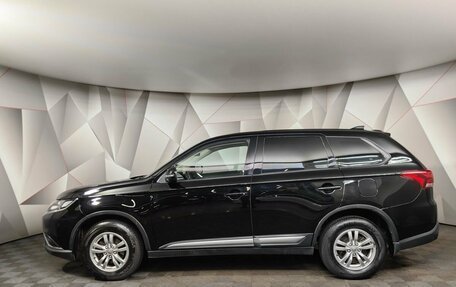 Mitsubishi Outlander III рестайлинг 3, 2019 год, 2 319 000 рублей, 5 фотография