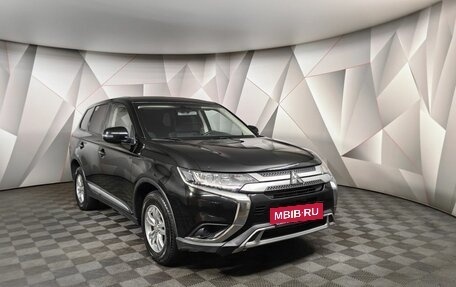 Mitsubishi Outlander III рестайлинг 3, 2019 год, 2 319 000 рублей, 3 фотография