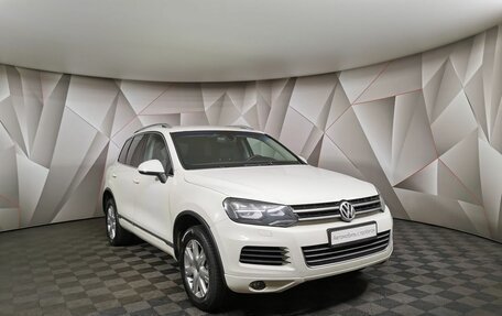 Volkswagen Touareg III, 2011 год, 1 797 000 рублей, 3 фотография