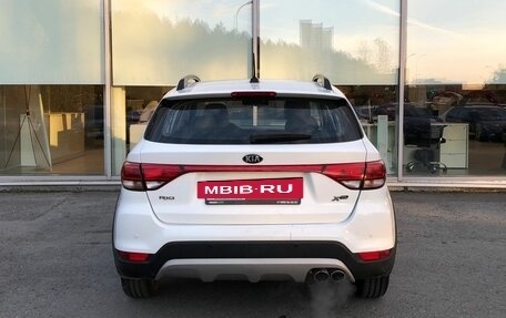 KIA Rio IV, 2018 год, 890 000 рублей, 4 фотография