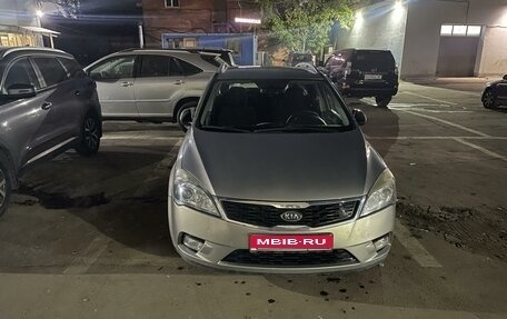 KIA cee'd I рестайлинг, 2010 год, 950 000 рублей, 1 фотография