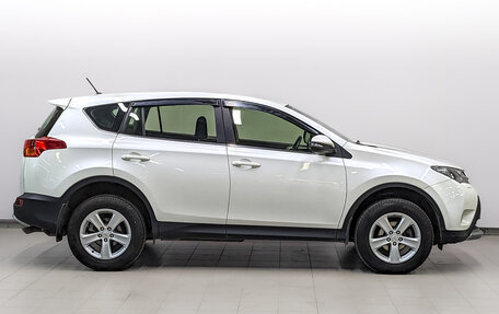 Toyota RAV4, 2014 год, 1 850 000 рублей, 4 фотография