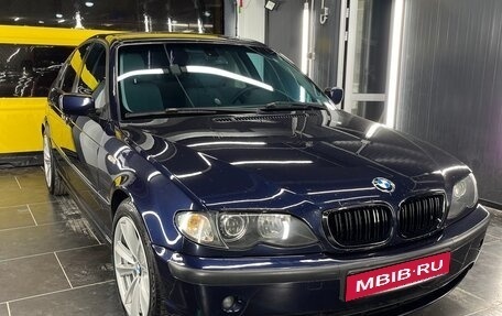 BMW 3 серия, 2004 год, 900 000 рублей, 1 фотография