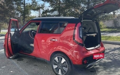 KIA Soul II рестайлинг, 2019 год, 1 950 000 рублей, 4 фотография