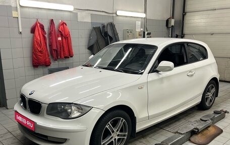 BMW 1 серия, 2011 год, 830 000 рублей, 1 фотография