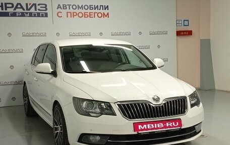 Skoda Superb III рестайлинг, 2013 год, 1 249 000 рублей, 3 фотография