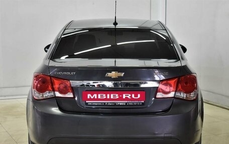 Chevrolet Cruze II, 2011 год, 895 000 рублей, 3 фотография