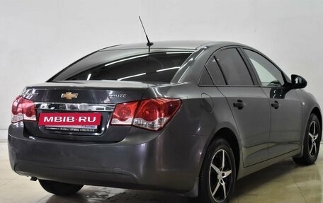 Chevrolet Cruze II, 2011 год, 895 000 рублей, 4 фотография