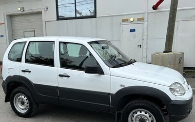 Chevrolet Niva I рестайлинг, 2018 год, 835 000 рублей, 1 фотография