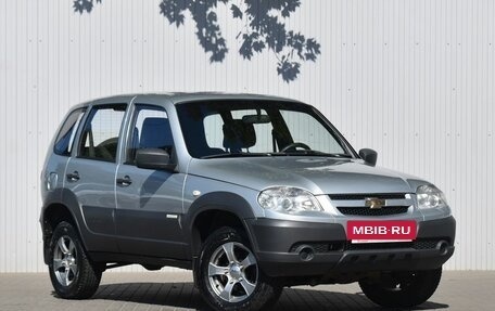 Chevrolet Niva I рестайлинг, 2014 год, 499 000 рублей, 3 фотография