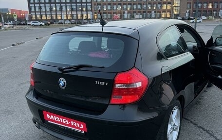 BMW 1 серия, 2011 год, 950 000 рублей, 5 фотография