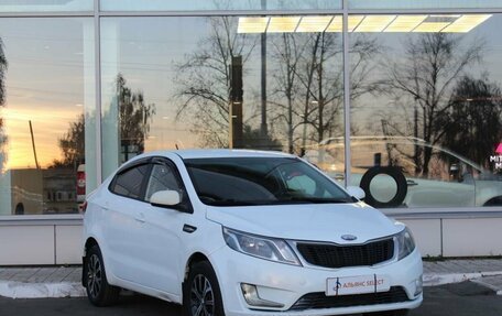 KIA Rio III рестайлинг, 2013 год, 700 000 рублей, 1 фотография