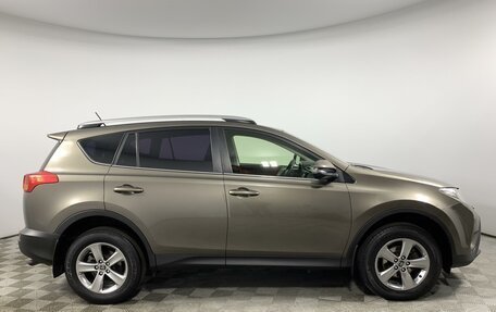 Toyota RAV4, 2015 год, 1 996 875 рублей, 4 фотография