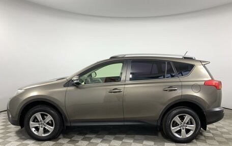 Toyota RAV4, 2015 год, 1 996 875 рублей, 8 фотография