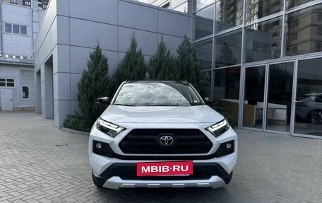 Toyota RAV4, 2024 год, 4 700 000 рублей, 2 фотография