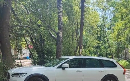 Volvo V90 Cross Country I рестайлинг, 2017 год, 3 000 000 рублей, 2 фотография