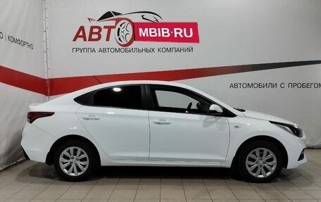 Hyundai Solaris II рестайлинг, 2018 год, 1 240 000 рублей, 8 фотография