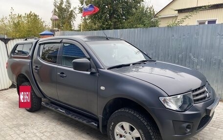 Mitsubishi L200 IV рестайлинг, 2011 год, 1 600 000 рублей, 2 фотография