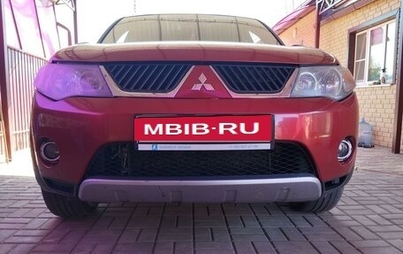 Mitsubishi Outlander III рестайлинг 3, 2008 год, 1 350 000 рублей, 10 фотография