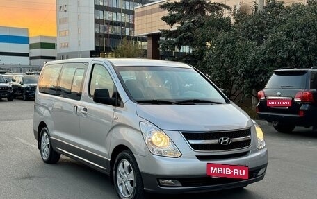 Hyundai Grand Starex Grand Starex I рестайлинг 2, 2009 год, 1 595 000 рублей, 3 фотография