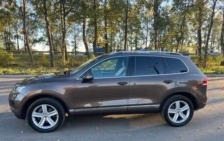 Volkswagen Touareg III, 2011 год, 2 280 000 рублей, 4 фотография