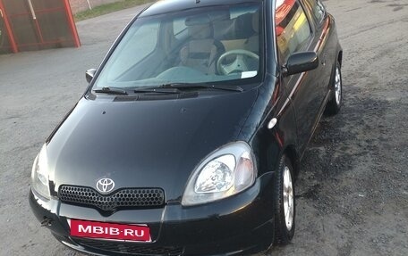 Toyota Yaris I рестайлинг, 2000 год, 220 000 рублей, 1 фотография