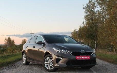 KIA cee'd III, 2019 год, 1 899 000 рублей, 1 фотография