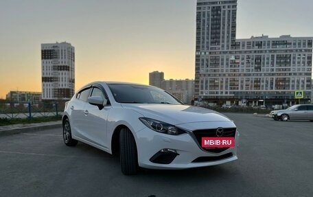 Mazda 3, 2014 год, 1 850 000 рублей, 2 фотография