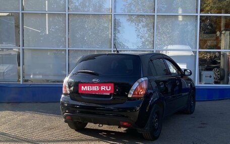 KIA Rio II, 2011 год, 690 000 рублей, 3 фотография