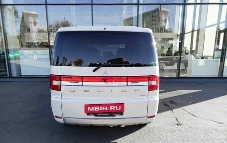 Mitsubishi Delica D:5 I, 2017 год, 2 980 000 рублей, 6 фотография