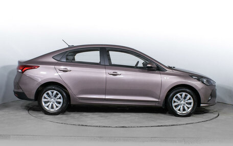 Hyundai Solaris II рестайлинг, 2021 год, 1 820 000 рублей, 4 фотография