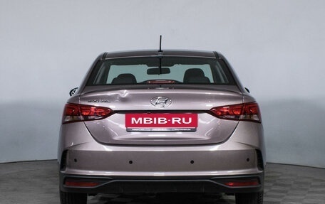 Hyundai Solaris II рестайлинг, 2021 год, 1 820 000 рублей, 6 фотография