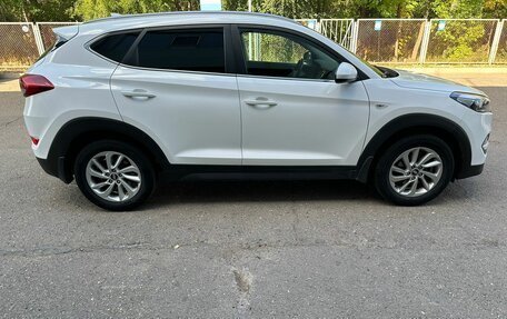 Hyundai Tucson III, 2018 год, 2 330 000 рублей, 6 фотография