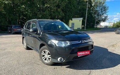 Mitsubishi Outlander III рестайлинг 3, 2013 год, 1 100 000 рублей, 1 фотография