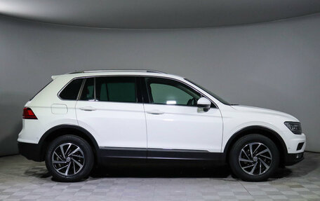 Volkswagen Tiguan II, 2018 год, 2 990 000 рублей, 4 фотография