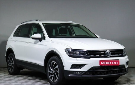 Volkswagen Tiguan II, 2018 год, 2 990 000 рублей, 3 фотография