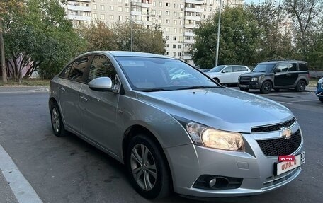 Chevrolet Cruze II, 2011 год, 700 000 рублей, 2 фотография