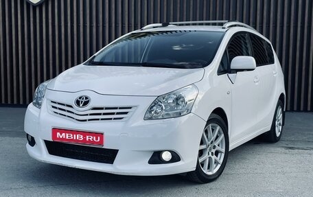 Toyota Verso I, 2011 год, 1 275 000 рублей, 1 фотография