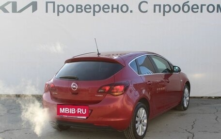 Opel Astra J, 2011 год, 727 000 рублей, 2 фотография