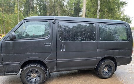 Toyota HiAce H100, 1997 год, 750 000 рублей, 7 фотография