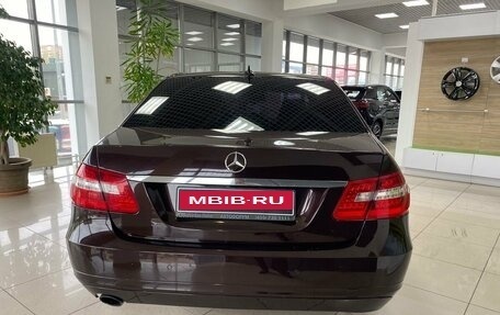 Mercedes-Benz E-Класс, 2012 год, 1 650 000 рублей, 6 фотография