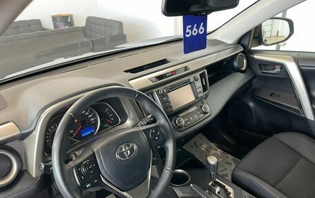 Toyota RAV4, 2013 год, 2 299 000 рублей, 11 фотография