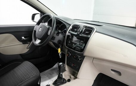 Renault Logan II, 2017 год, 1 030 000 рублей, 11 фотография