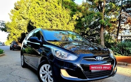 Hyundai Solaris II рестайлинг, 2012 год, 1 150 000 рублей, 36 фотография