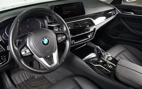 BMW 5 серия, 2020 год, 3 950 000 рублей, 6 фотография