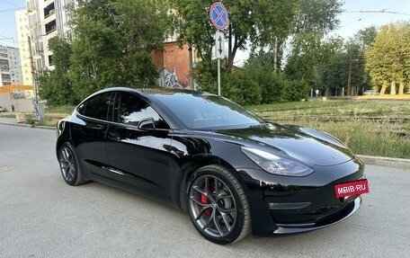 Tesla Model 3 I, 2022 год, 4 990 000 рублей, 3 фотография