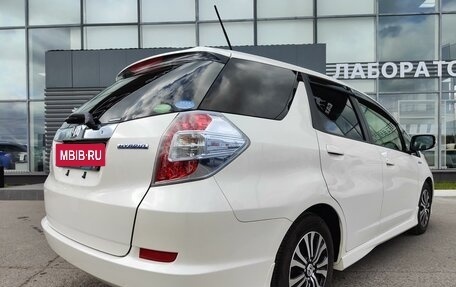 Honda Fit Shuttle I рестайлинг, 2013 год, 1 250 000 рублей, 21 фотография