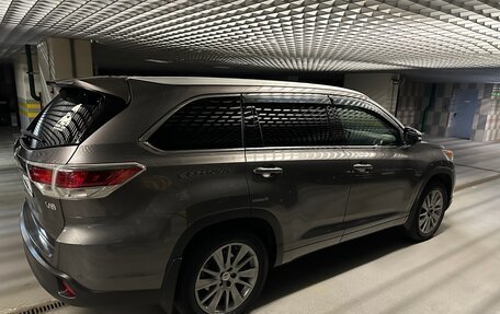 Toyota Highlander III, 2014 год, 3 500 000 рублей, 4 фотография